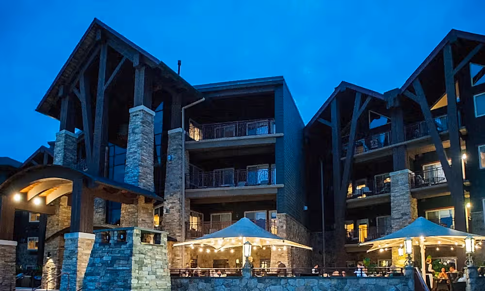 Springs Bistro Outdoor Overview