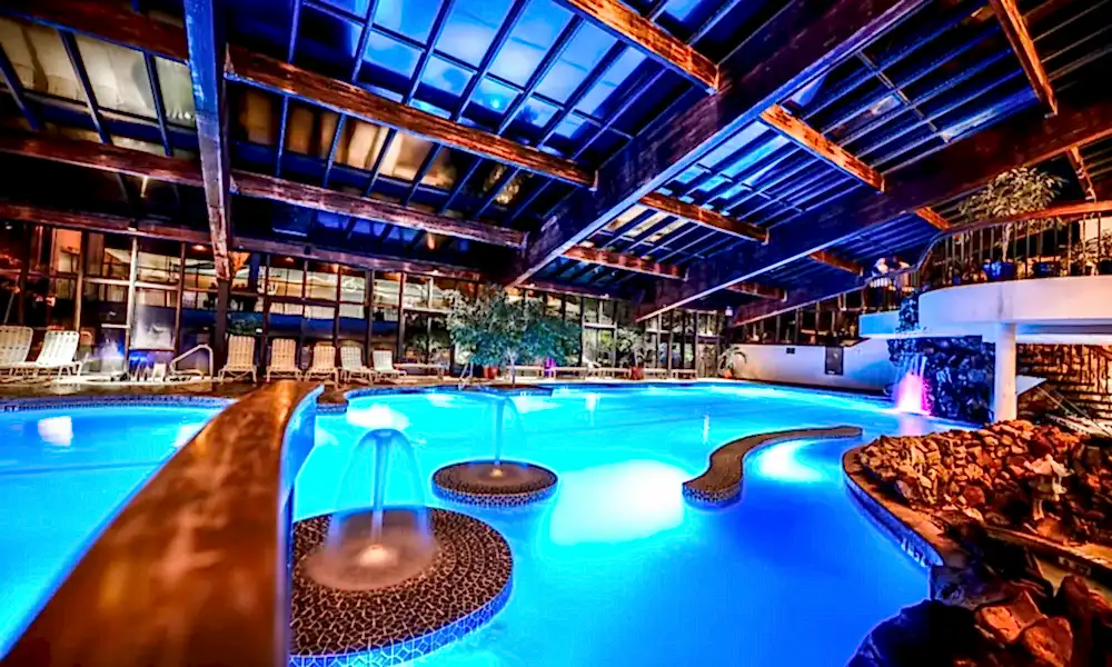 Minerals Hotel Indoor Pool