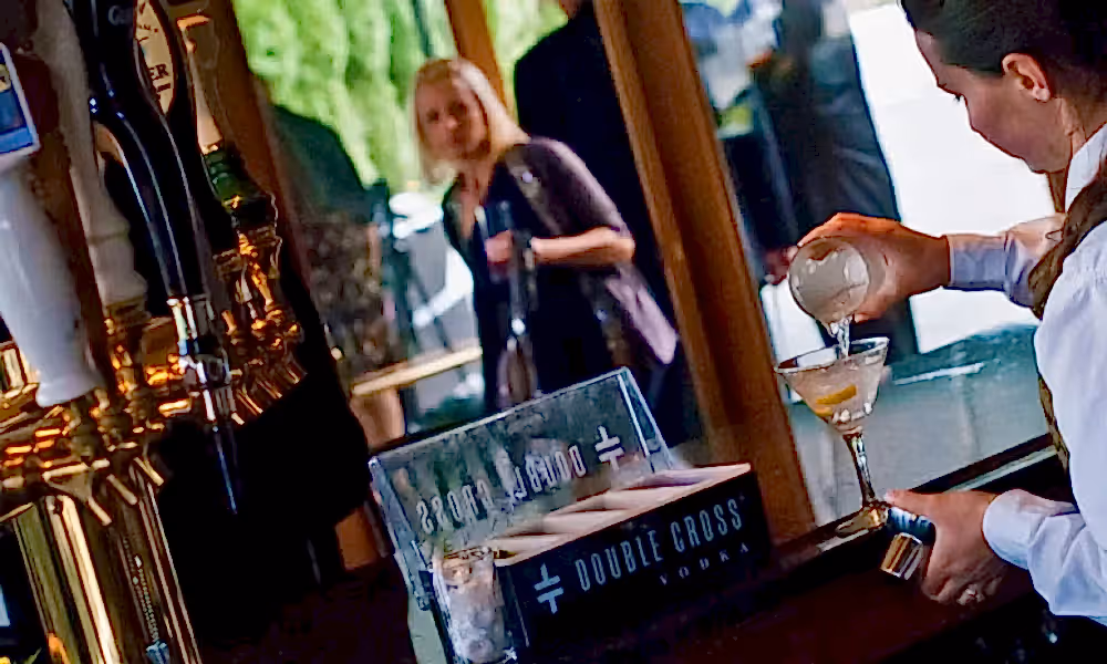 Bear Den Grille bar