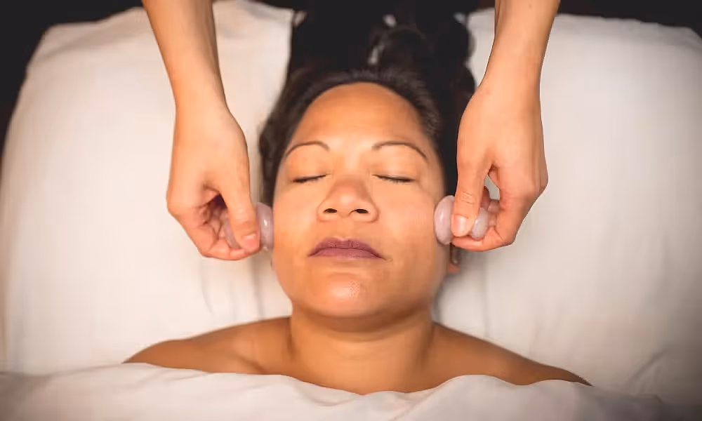 Rose quartz facial