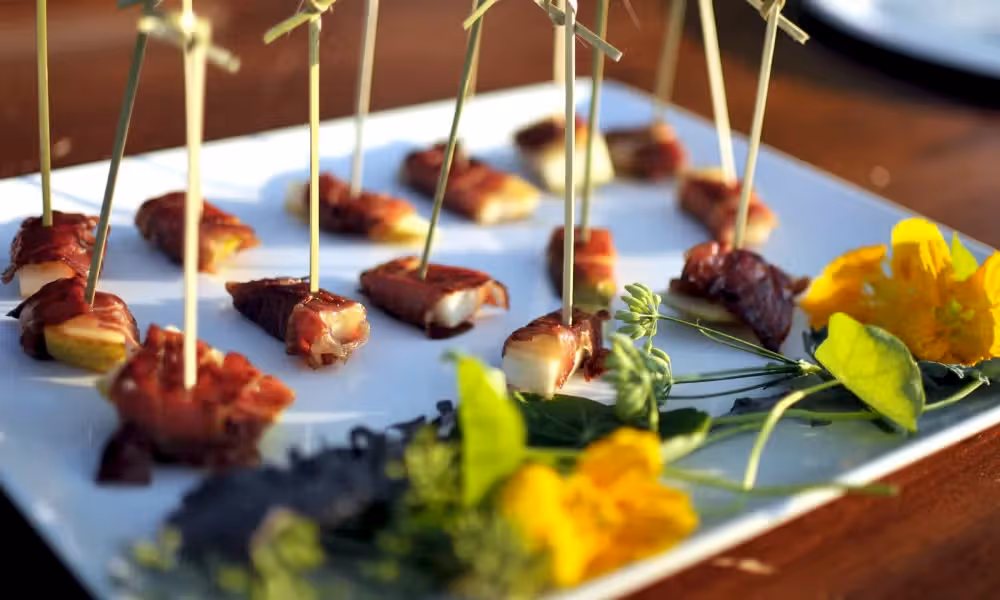 Appetizers to be served