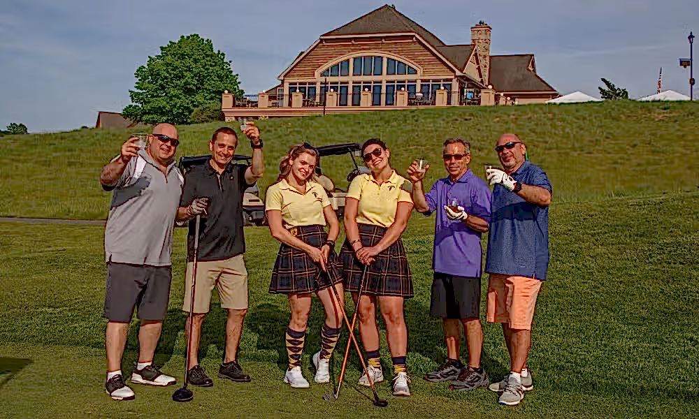 Group of people enjoying Hickory and Scotch outing at Ballyowen Golf Club