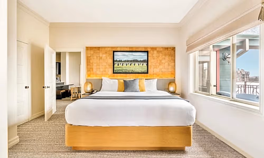 Bedroom suite at Grand Cascades Lodge