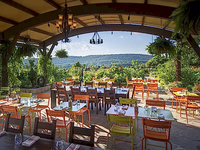 Chef's Garden Outdoor Dining